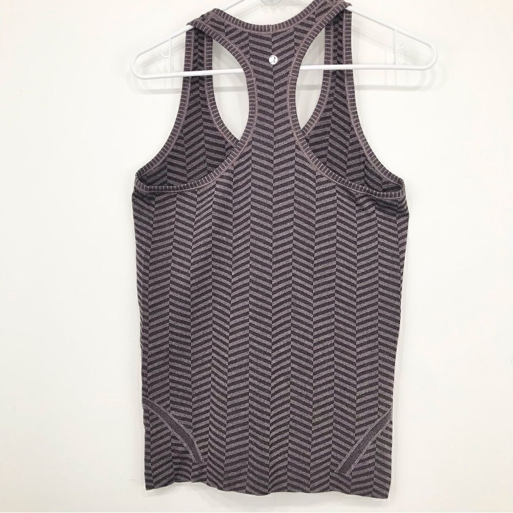Lululemon Run Swiftly Tech Racerback in Chevron S… - image 4